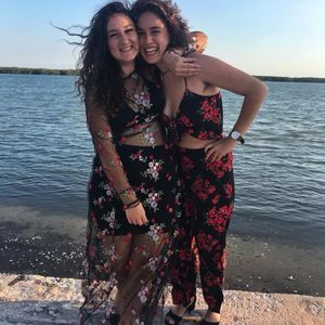 Meet your Posher, Sequoia